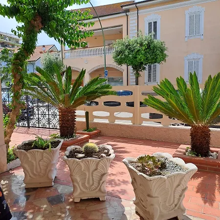 Bouganville Casa Ambiente Climatizzato Con Wi Fi Apartment *