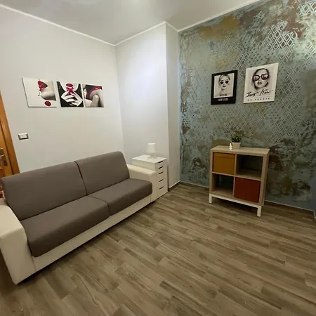Bouganville Casa Ambiente Climatizzato Con Wi Fi شقة