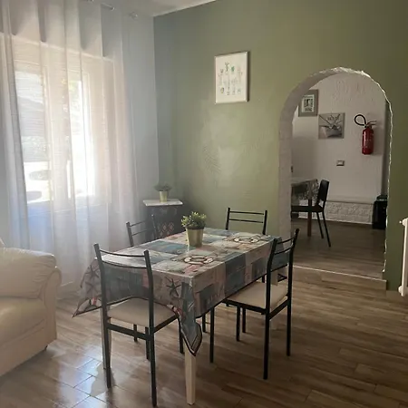 Bouganville Casa Ambiente Climatizzato Con Wi Fi شقة