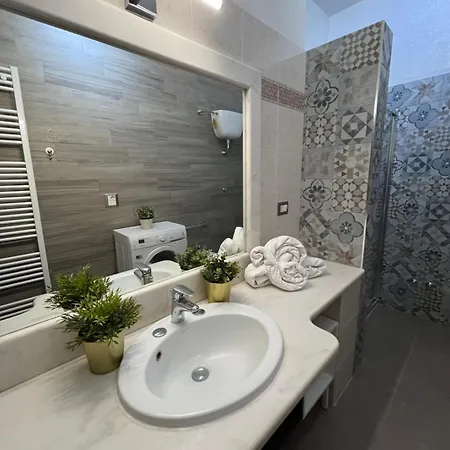 Bouganville Casa Ambiente Climatizzato Con Wi Fi *