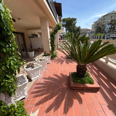 Appartamento Bouganville Casa Ambiente Climatizzato Con Wi Fi