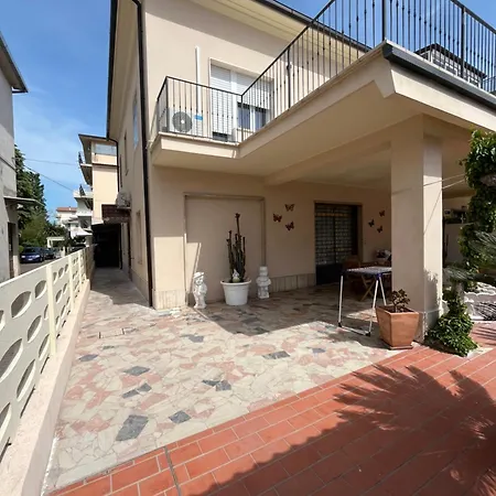 Bouganville Casa Ambiente Climatizzato Con Wi Fi *