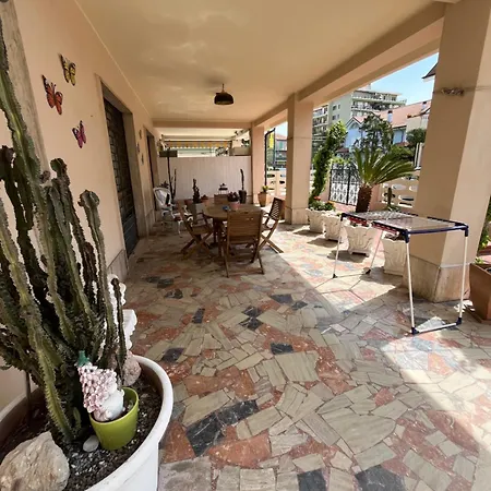 Bouganville Casa Ambiente Climatizzato Con Wi Fi Appartamento