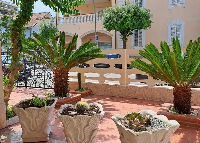 Bouganville Casa Ambiente Climatizzato Con Wi Fi Appartement *